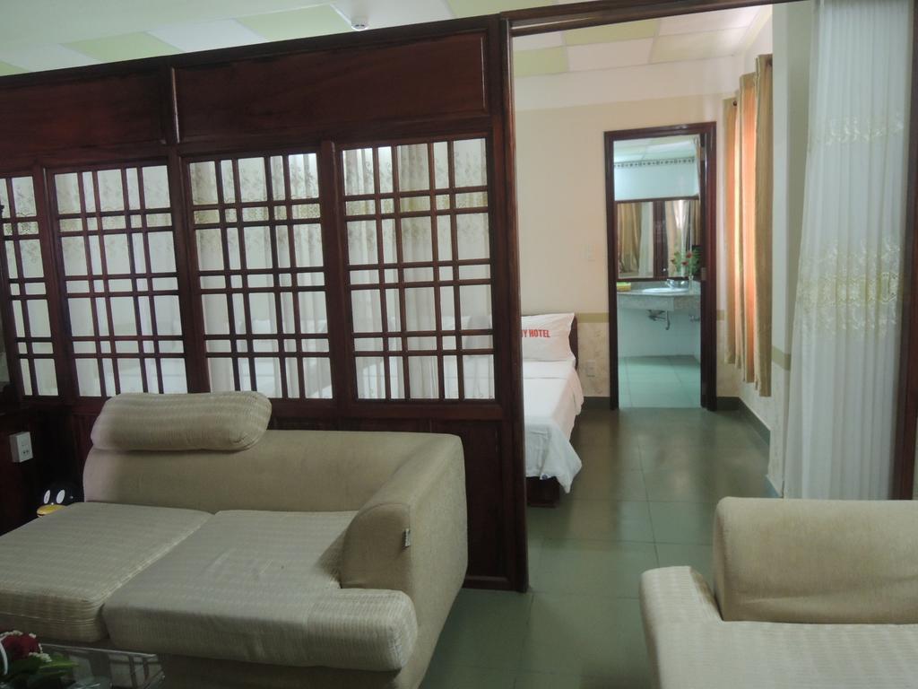 Phu Uy Hotel Can Tho Exterior photo